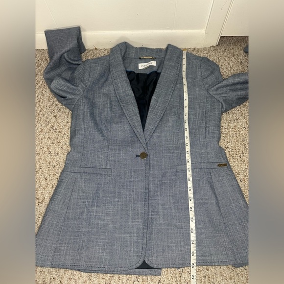 Calvin Klein Blue Textured Blazer with Notched Lapel and Tailored Fit size 12P - Picture 7 of 8